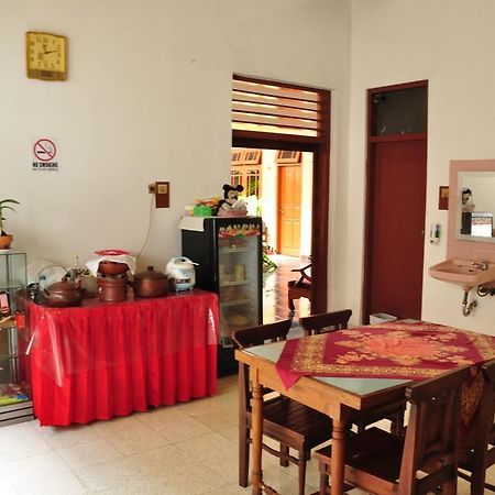 Hotel Dana Yogyakarta Esterno foto